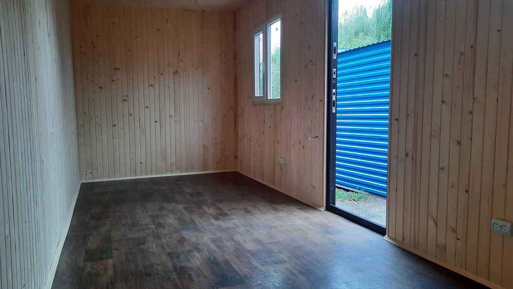 Вагончик на металевому каркасі. Розмір 2,40*6,00.