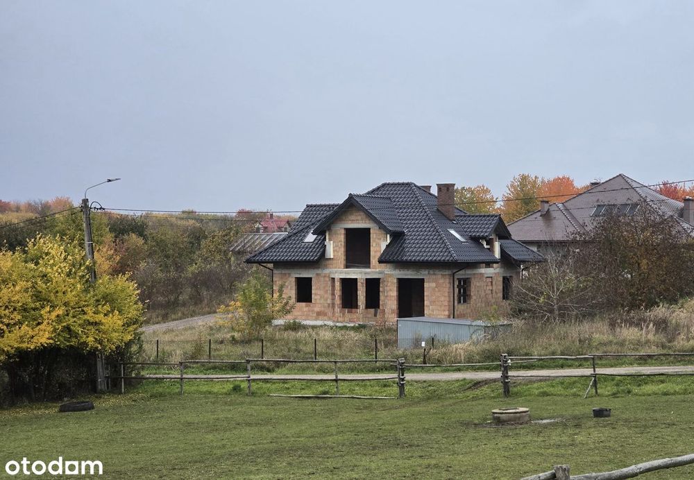 Dom z garażem 190m2 - Busko-Zdrój ul. Witolda Pileckiego