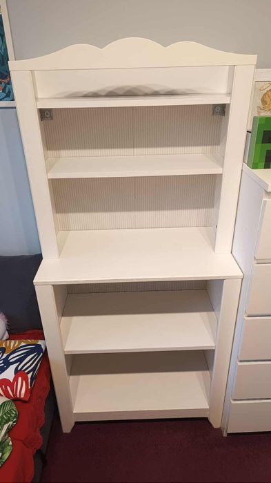 IKEA HENSVIK regał biały -zadbany, idealny dla dziecka czy do sypialni