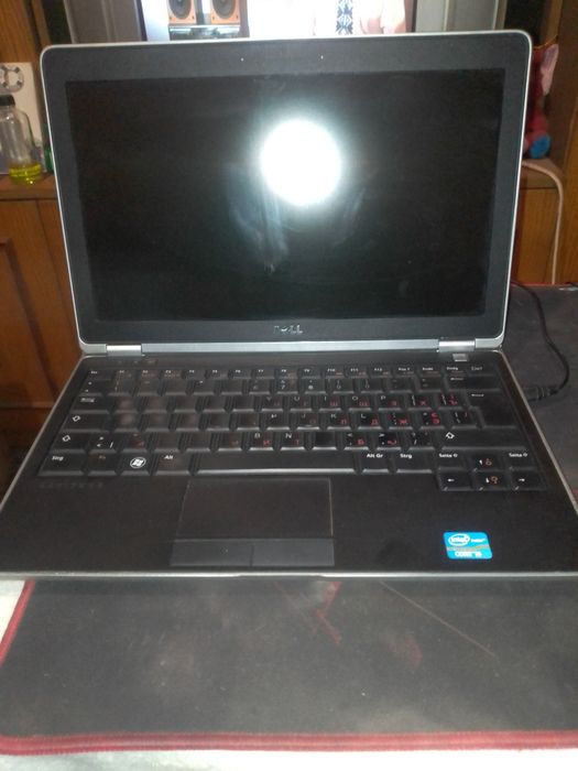 Нетбук Dell продам