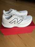 Buty do biegania New Balance fresh foam 1080 v14 beżowe sea salt (43)