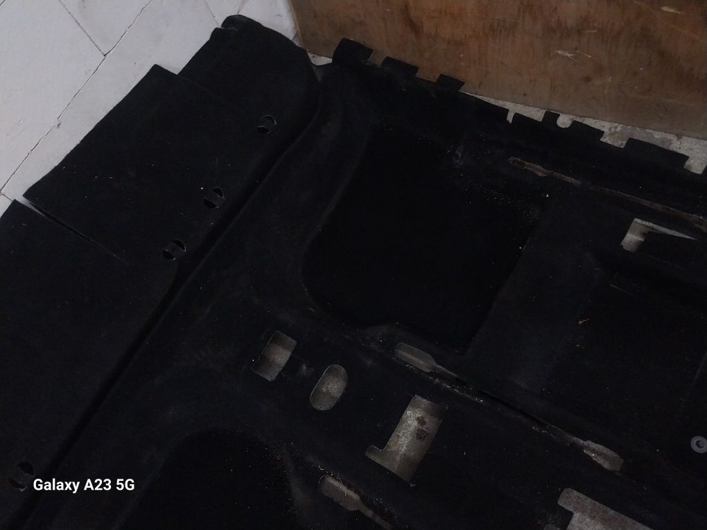 Vw Golf VI 6 kombi wykładzina podłoga tapicerka europa