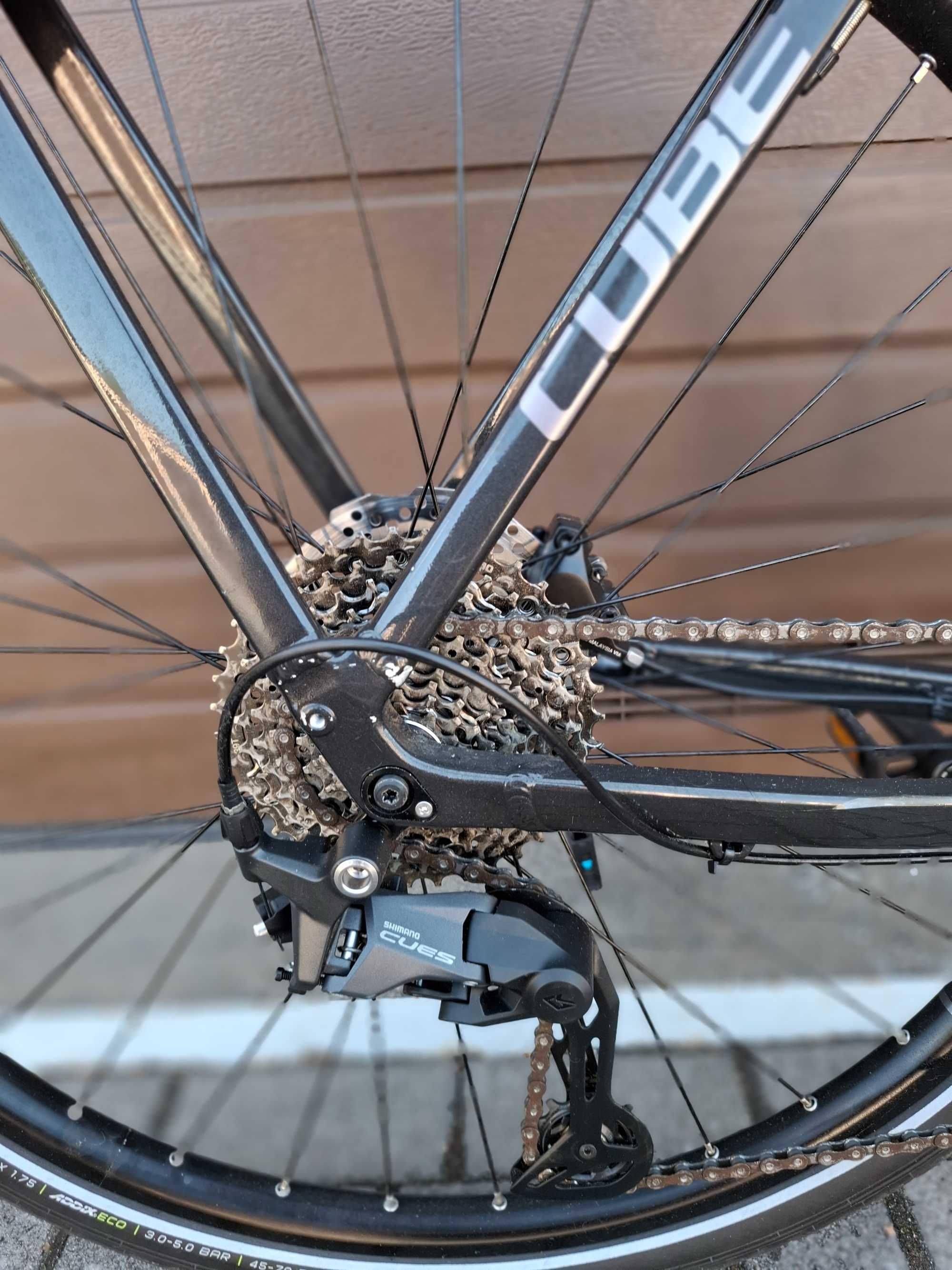 Cube kathmandu pro 58cm shimano cues 2x10 amorek rst powietrzny