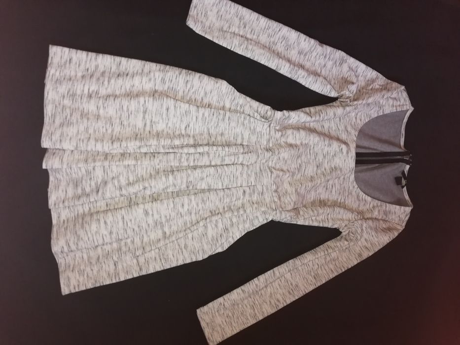 Śliczna sukienka H&M M/L