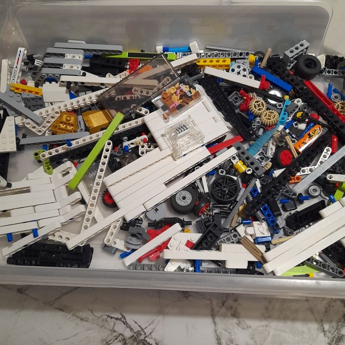 Lego technic, оригінал. Вага 3,15 кг. 700 грн за 1 кг