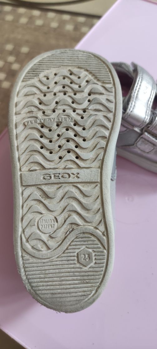 Buty dla dziewczynki geox rozm 25