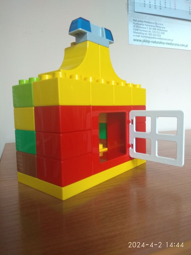 Lego Duplo domek patrolu