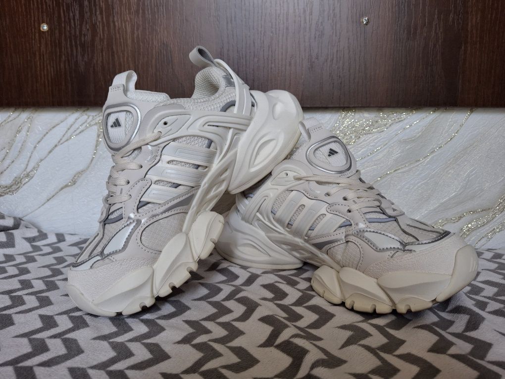 Кросівки 37 р-р, ADIDAS VENTO XLG DELUXE, взуті 2 рази, гарний стан
