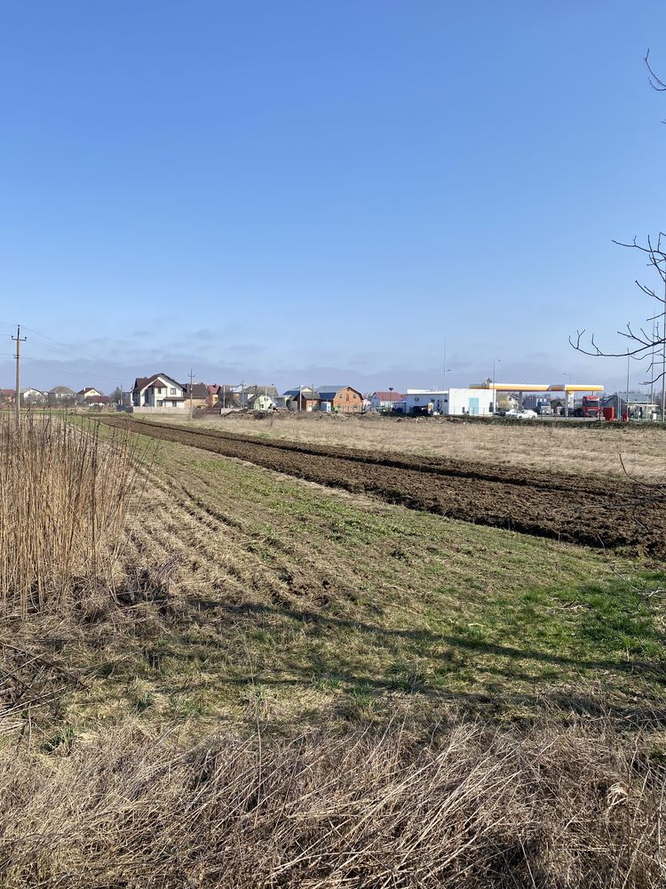 Продаж земельної ділянки Черніїв