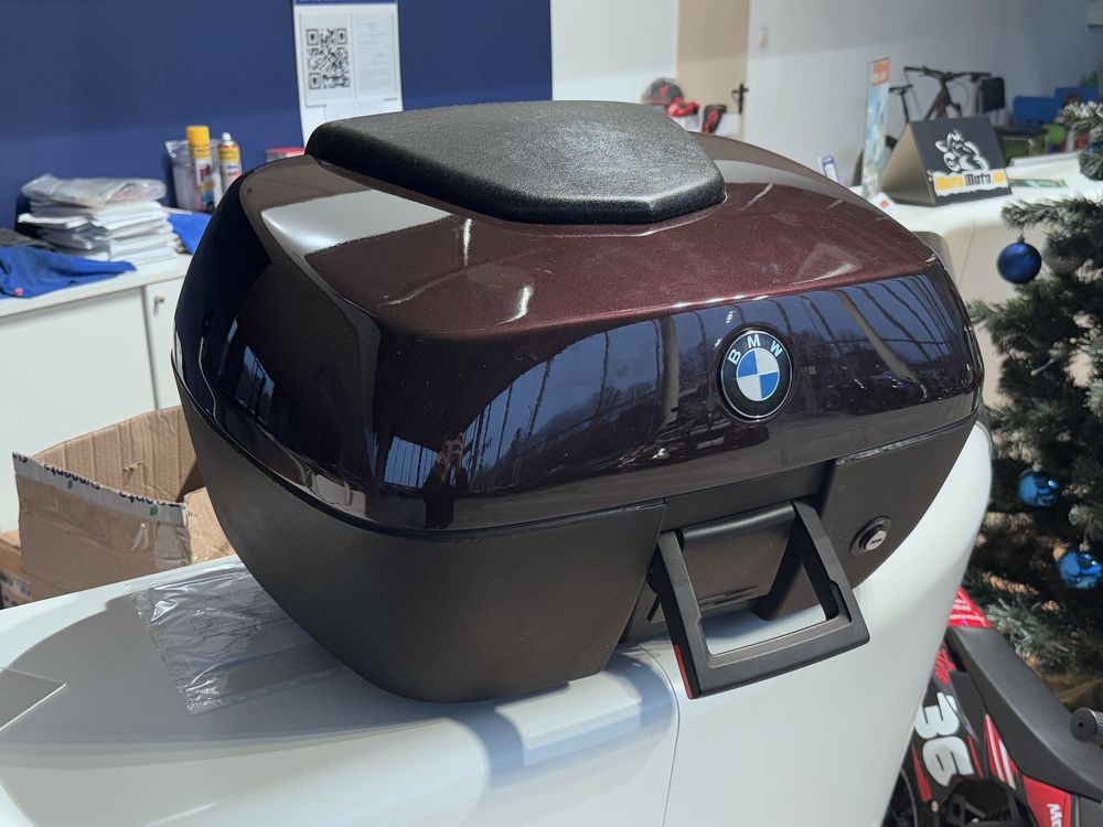Центральний кофр BMW