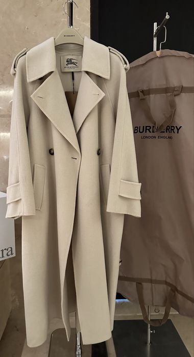 Пальто Burberry из шерсти