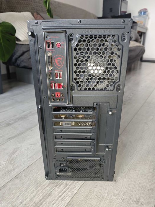 Ryzen 5 2600 | GTX 1070 | 16 GB DDR4 3000 | SSD 256 GB | Windows 11