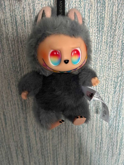 Оригінальна іграшка Лабубу