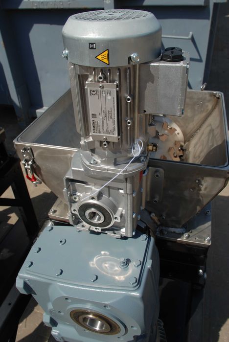 Rozdrabniacz jednowałowy "Siemens"