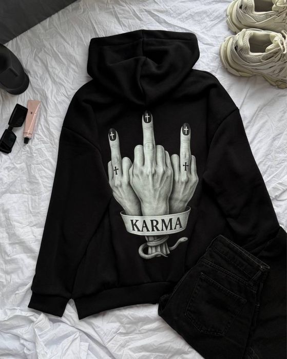Стильне худі KARMA з принтом, тепле флісове, чорний/графіт кофта карма
