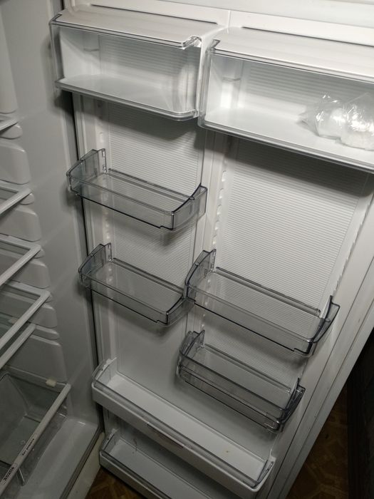 Холодильник в идеальном состоянии