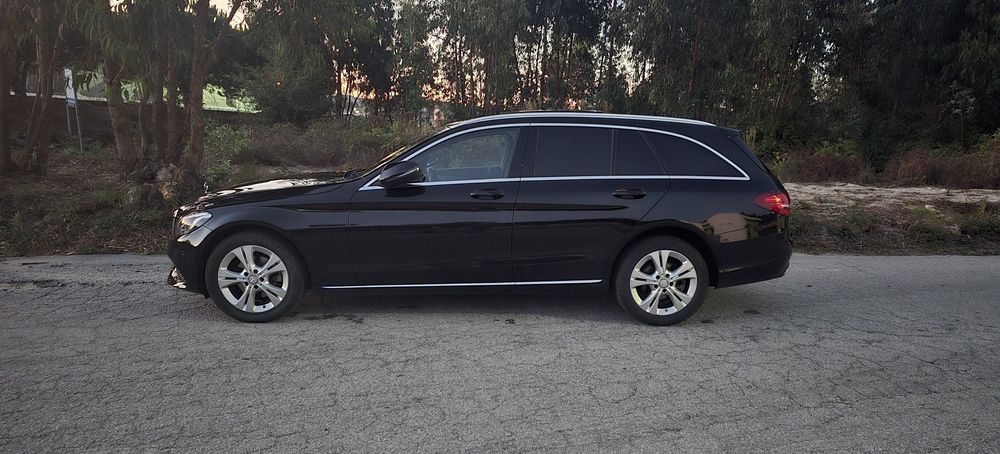 Mercedes-Benz C220