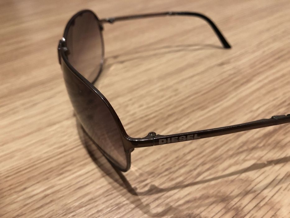 Óculos de sol marca diesel desdobráveis