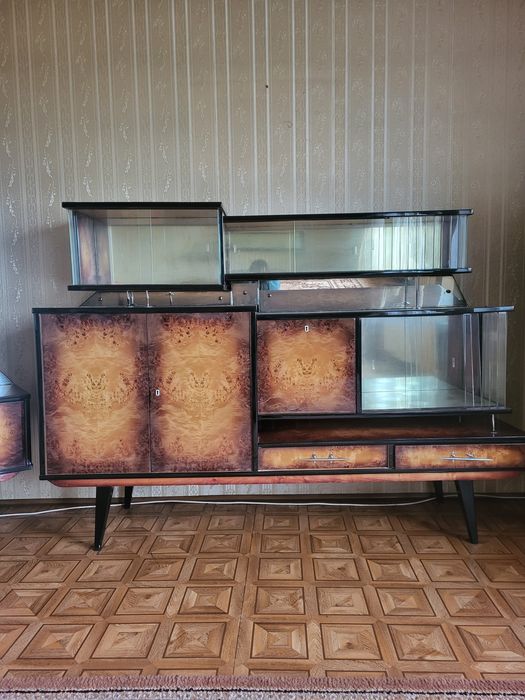 Meble z PRL dla wybrańców