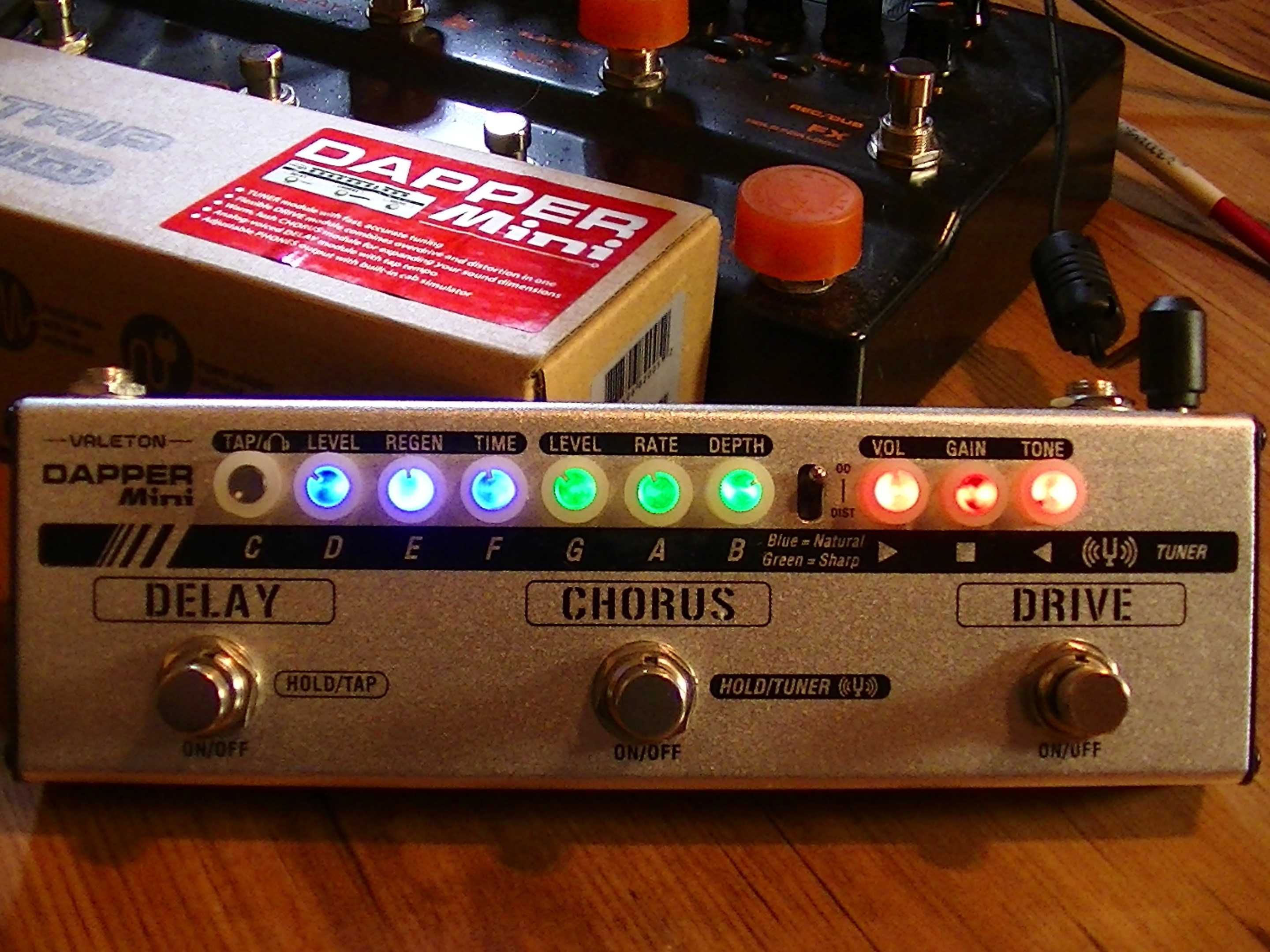 Valeton Dapper Mini - OverDrive/Distortion-Chorus-Delay-Tuner