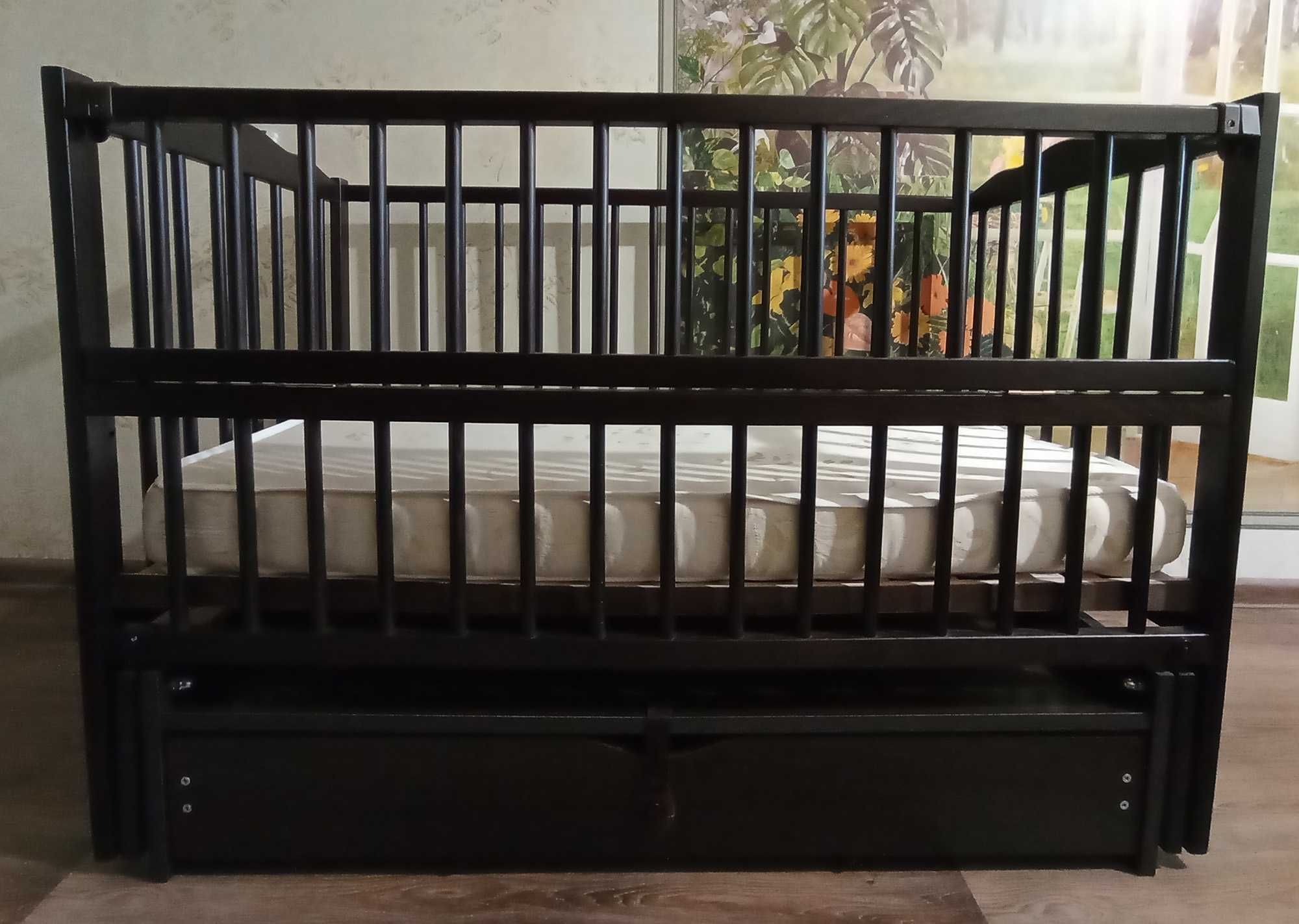 Дитяче ліжко Веселка (маятник, відкидна боковина) + Матрац