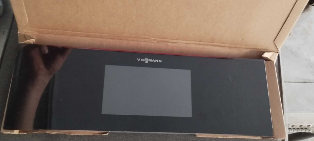 Jednostka sterująca Viessmann HMI 7" Touch 450 mm