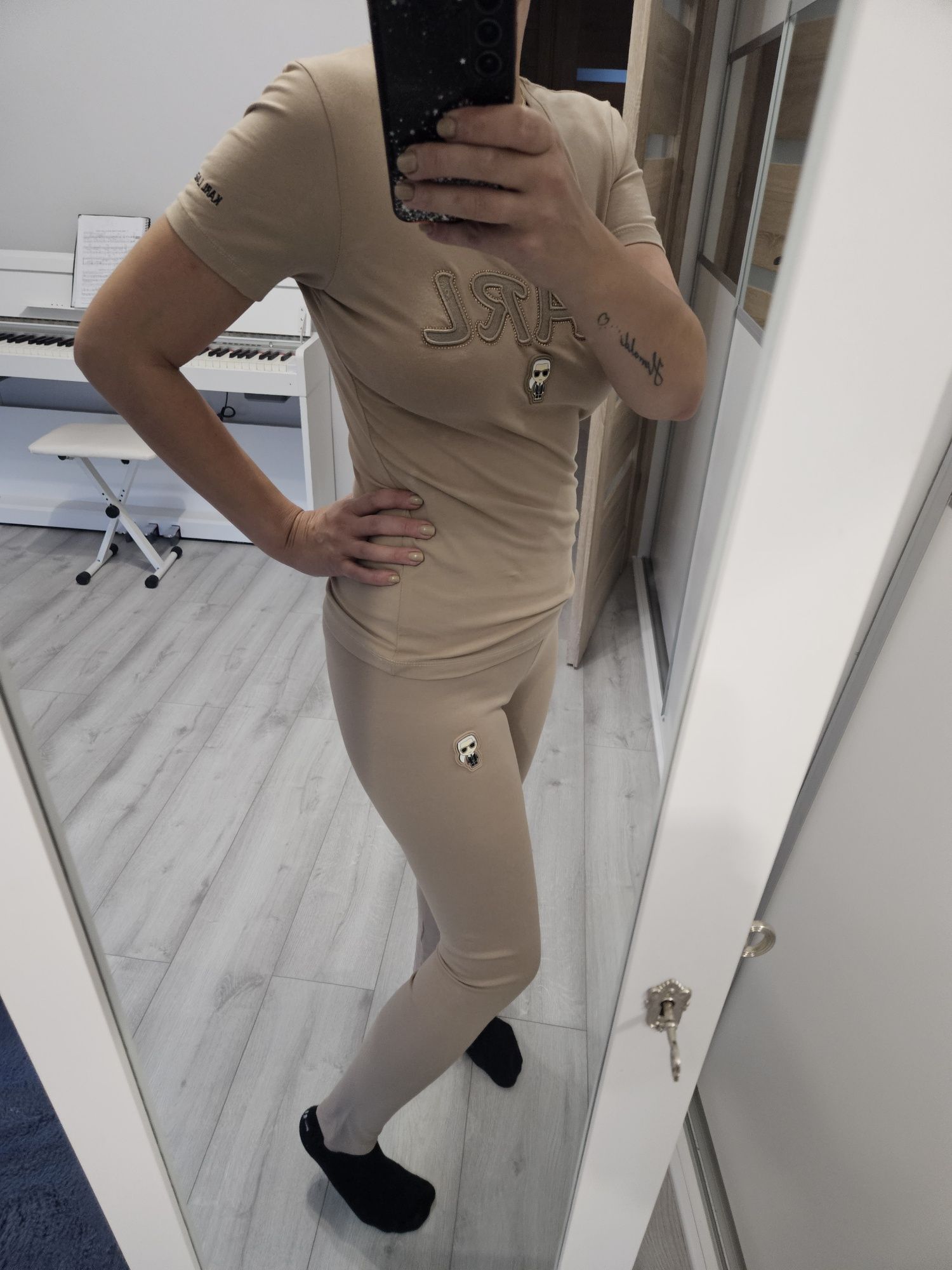 Karl legginsy plus bluzka rozmiar S