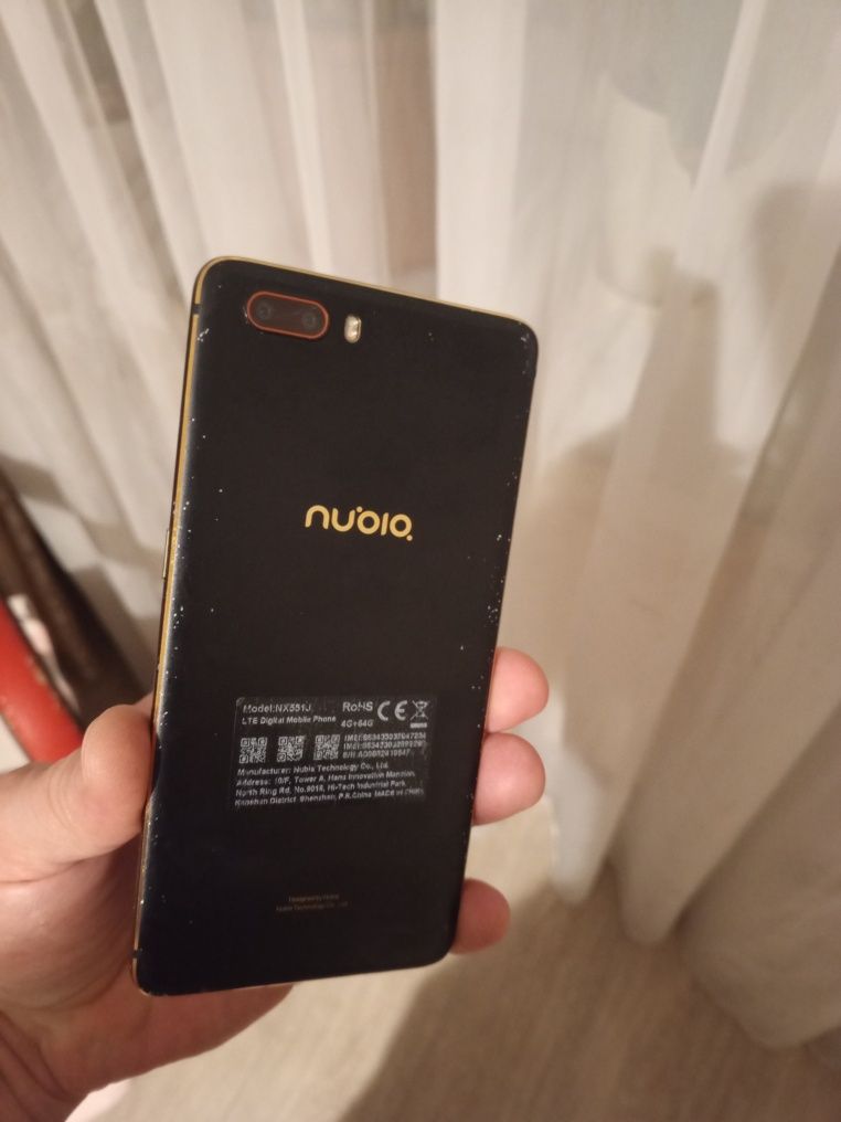 Мобильный телефон ZTE Nubia M2 64GB (NX551J) Black/Gold