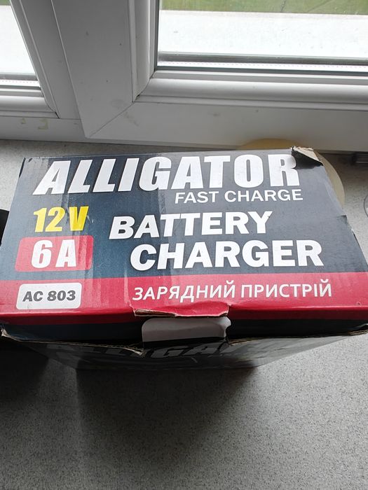 Продам зарядний пристрій 6а