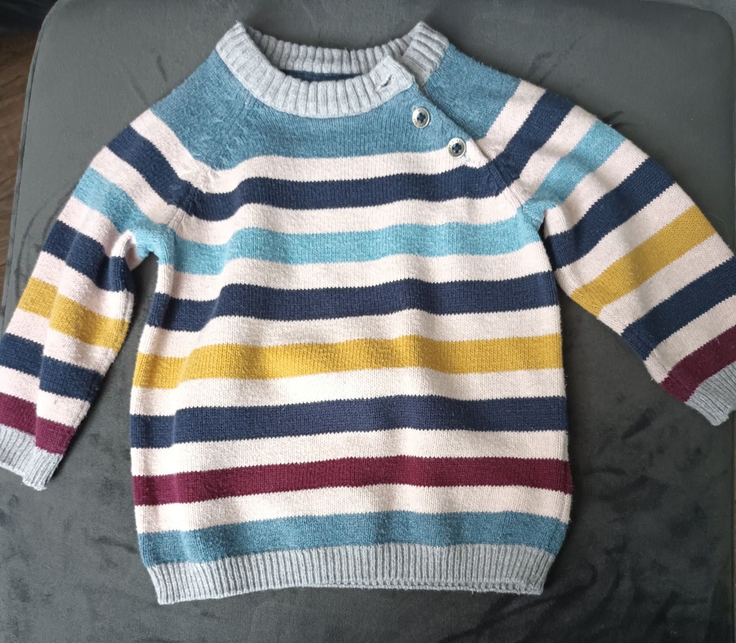 Bluzy, sweterek dla chłopca rozmiar 68