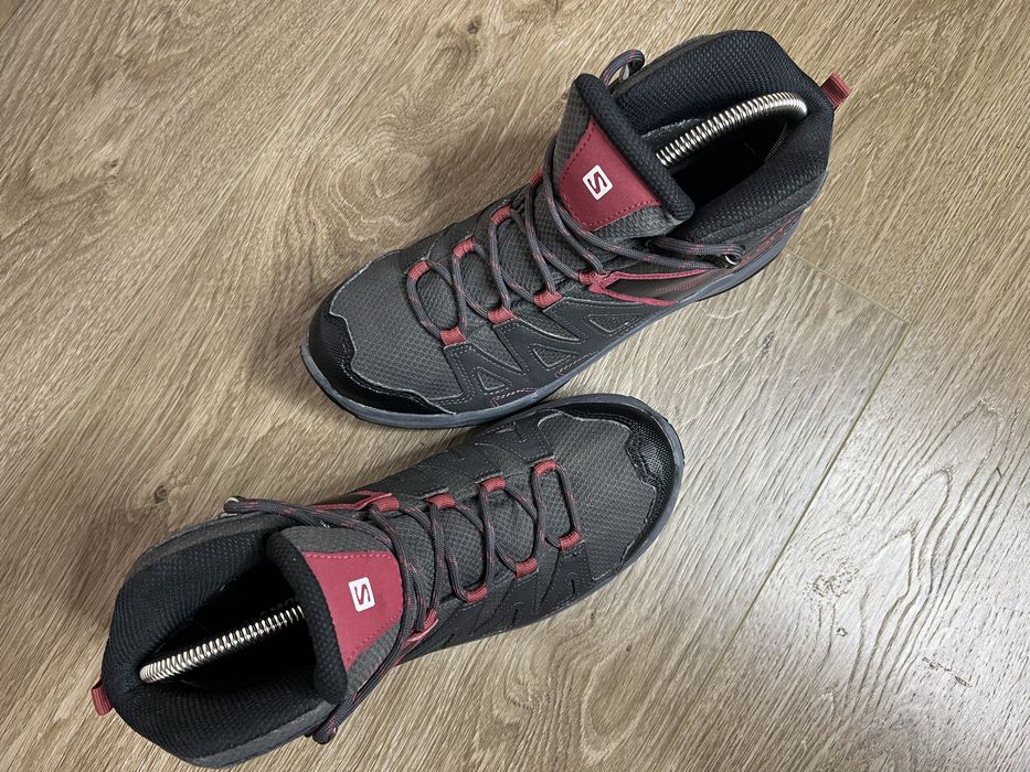 Продам БОМБЕЗНІ жіночі трекінгові черевики SALOMON.