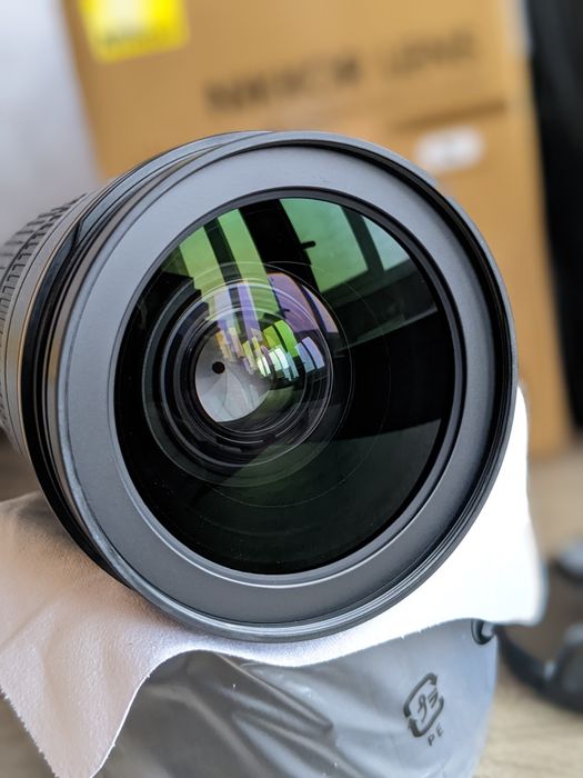 Об'єктив Nikon AF-S 24-70 мм f/2.8G ED для дзеркальних фотокамер Nikon