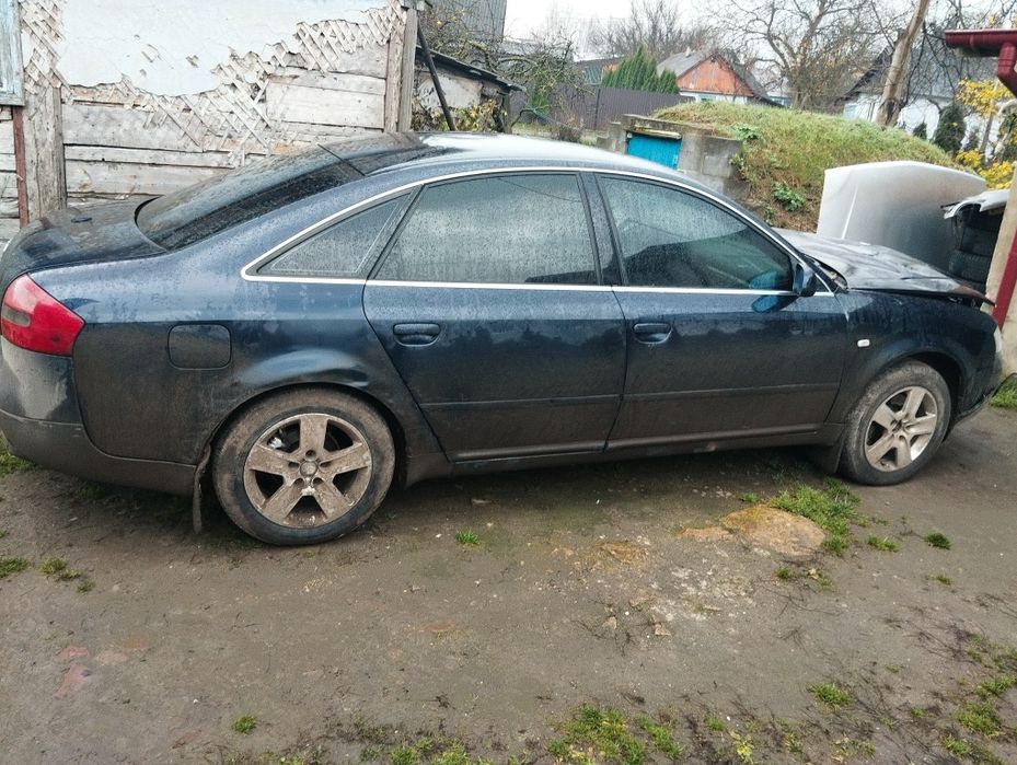 Продам цілу, можна по деталях Audi a6 c5 2.5 AKE , АКПП