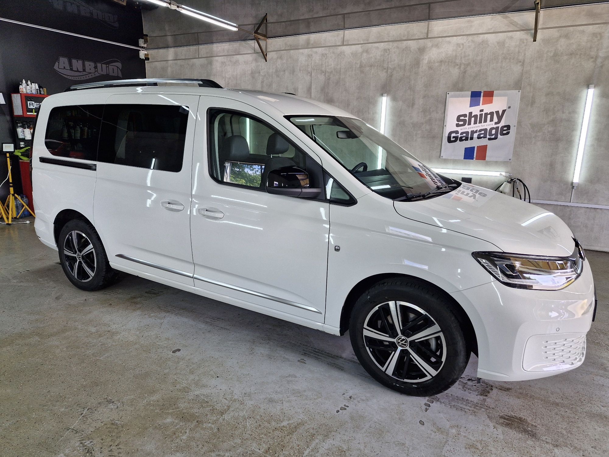 Volkswagen Caddy 7 osobowy Polski Salon Jak nowy Prywatny Automat