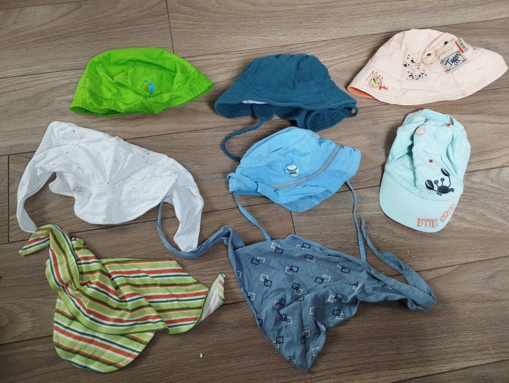 Czapki i chusteczki 52