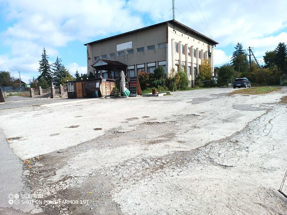 Виробничі приміщення, готель, ресторан, склад