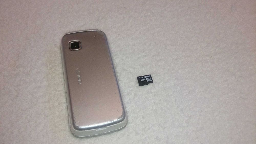 nokia 5230 (optimus/nos) cartão memória de 4GB incluído