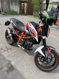 KTM Duke 690