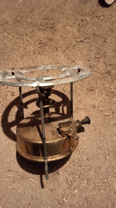 Примус новый на керосине.