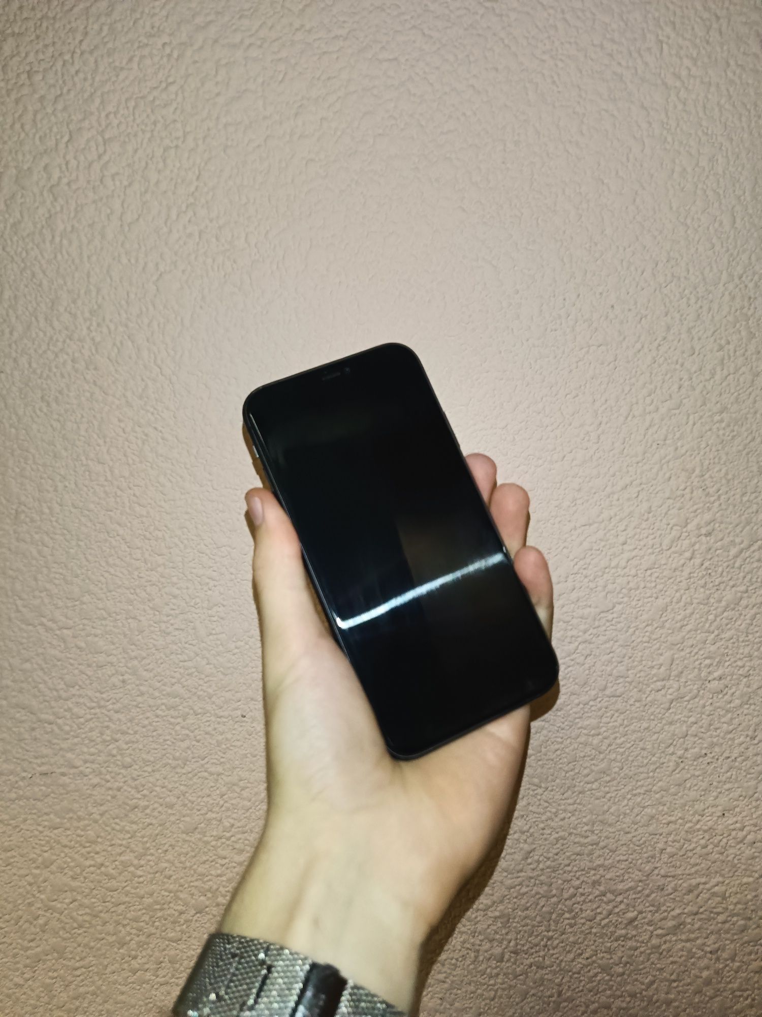 iPhone 11 iCloud lock