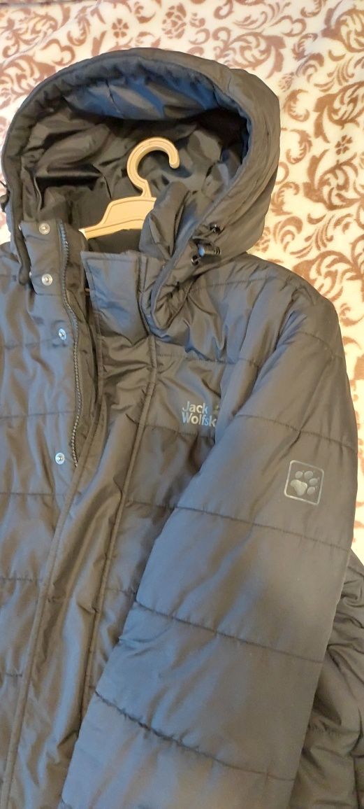 Куртки джек вульфскін 2 шт. Розмір L, XL. В гарному стані