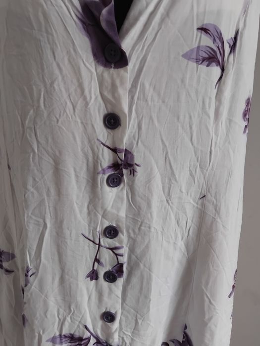 Sukienka luźna białą letnia  dluga maxi fioletowe kwiatki XL 42