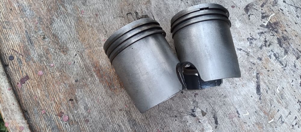 Поршня в зборі з кольцами пальцями ява