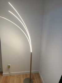 Lampa stojąca LED