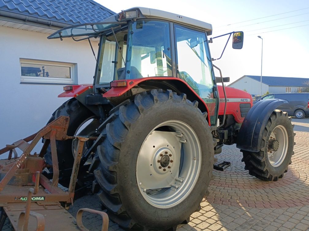 Massey Ferguson 4270