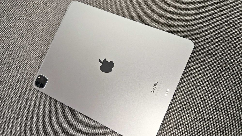 Планшет Apple iPad Pro 12.9" M2 Wi-Fi 256GB Space Gray (MNXR3)