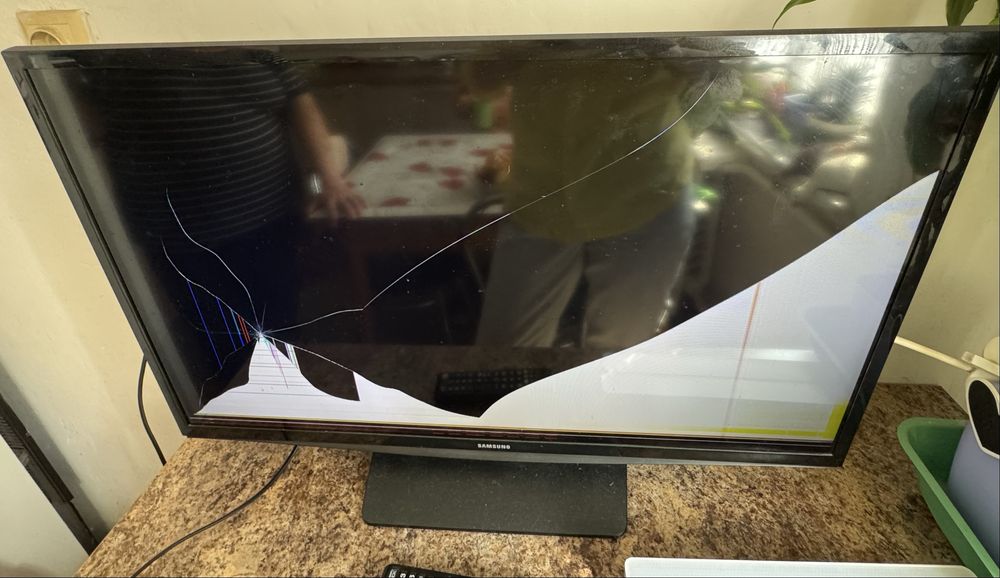 Телевізор samsung ue32h4000ak на запчастини