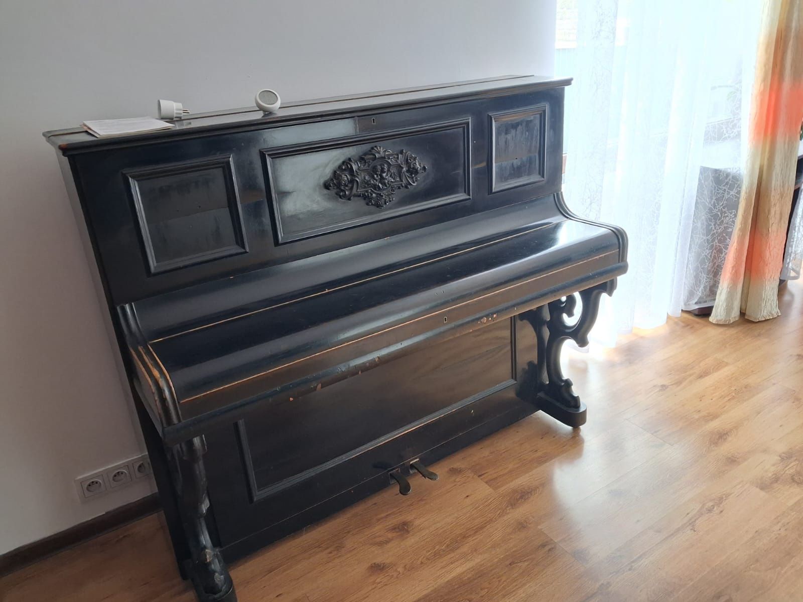 Pianino marki TH.GERHARDT Berlin