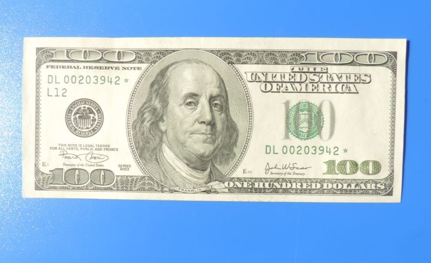 R - 100 долларов США. 2003. Замещение (звезда)