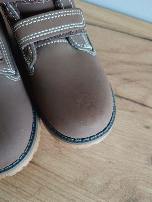 Nowe brązowe jesienne zimowe trzewiki chłopięce Okaidi 27